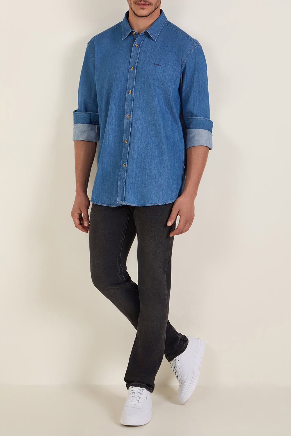 חולצת כפתורים ג'ינס